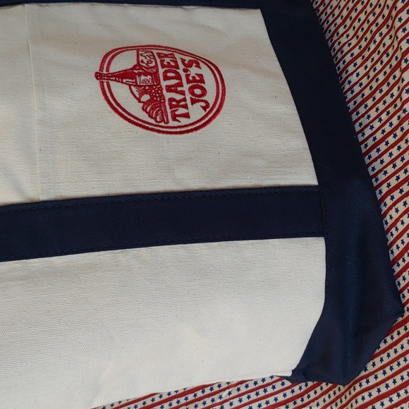Trader Joe's Heavy Duty Canvas Tote in Cream and Navy, NWT - Picture 3 of 12